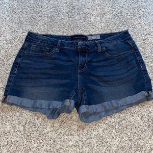 Size 8 Aeropostale midi jean shorts